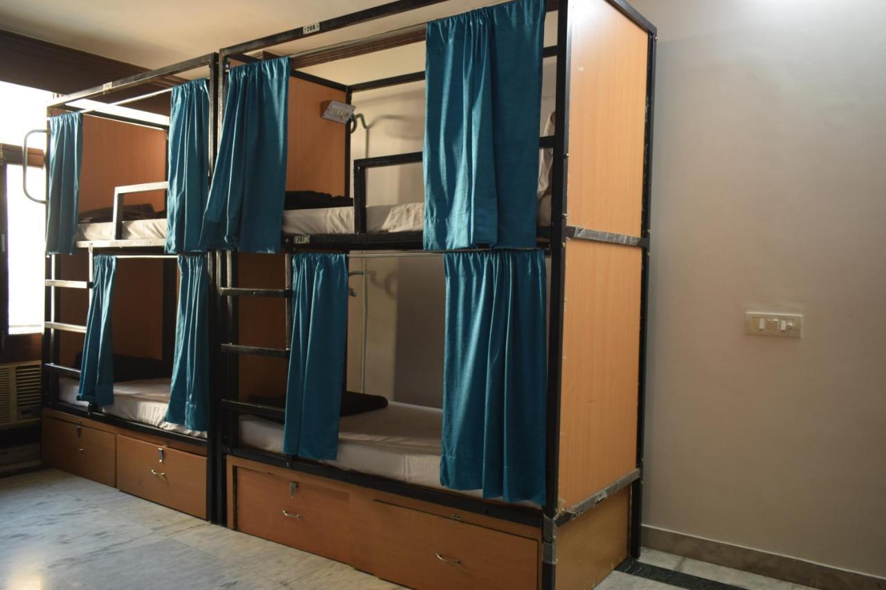 A Pousada Bunkmates Nova Deli Exterior foto